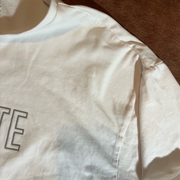 Alphalete cropped tee 
size XL
No flaws - Picture 4 of 4